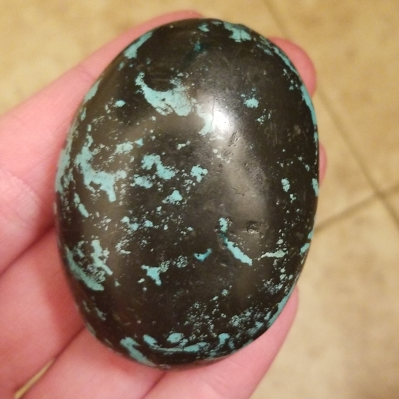 Huge Turquoise Natural Spiderweb Pendant - Picture 7 of 8